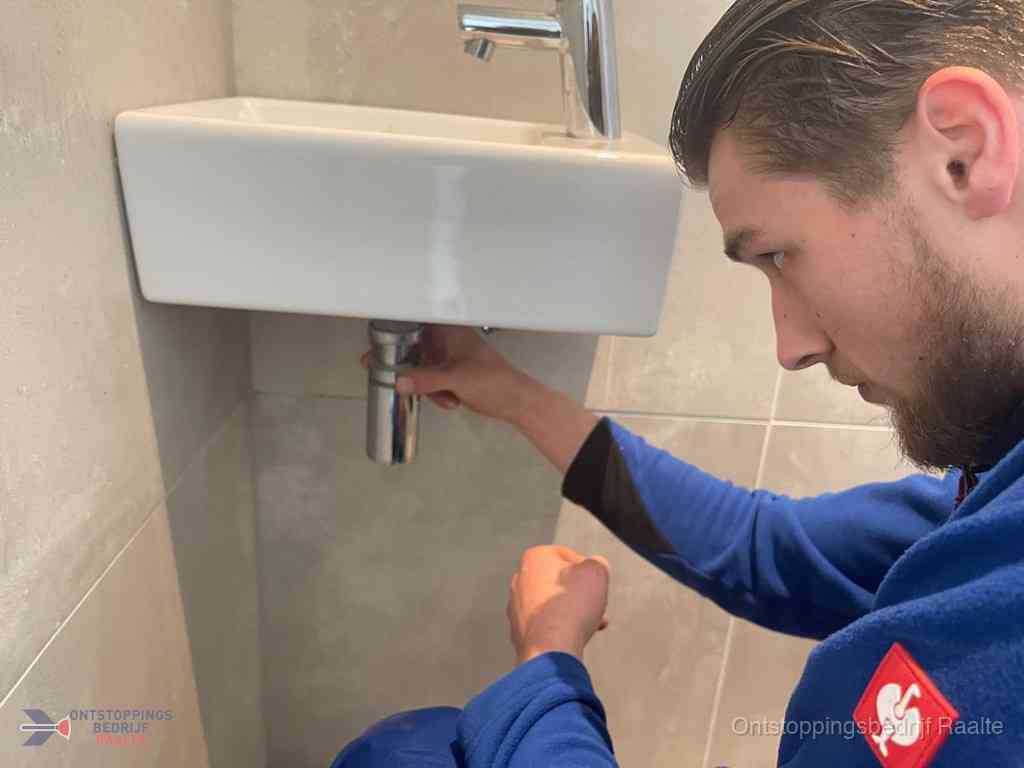 Wastafel Ontstoppen Raalte